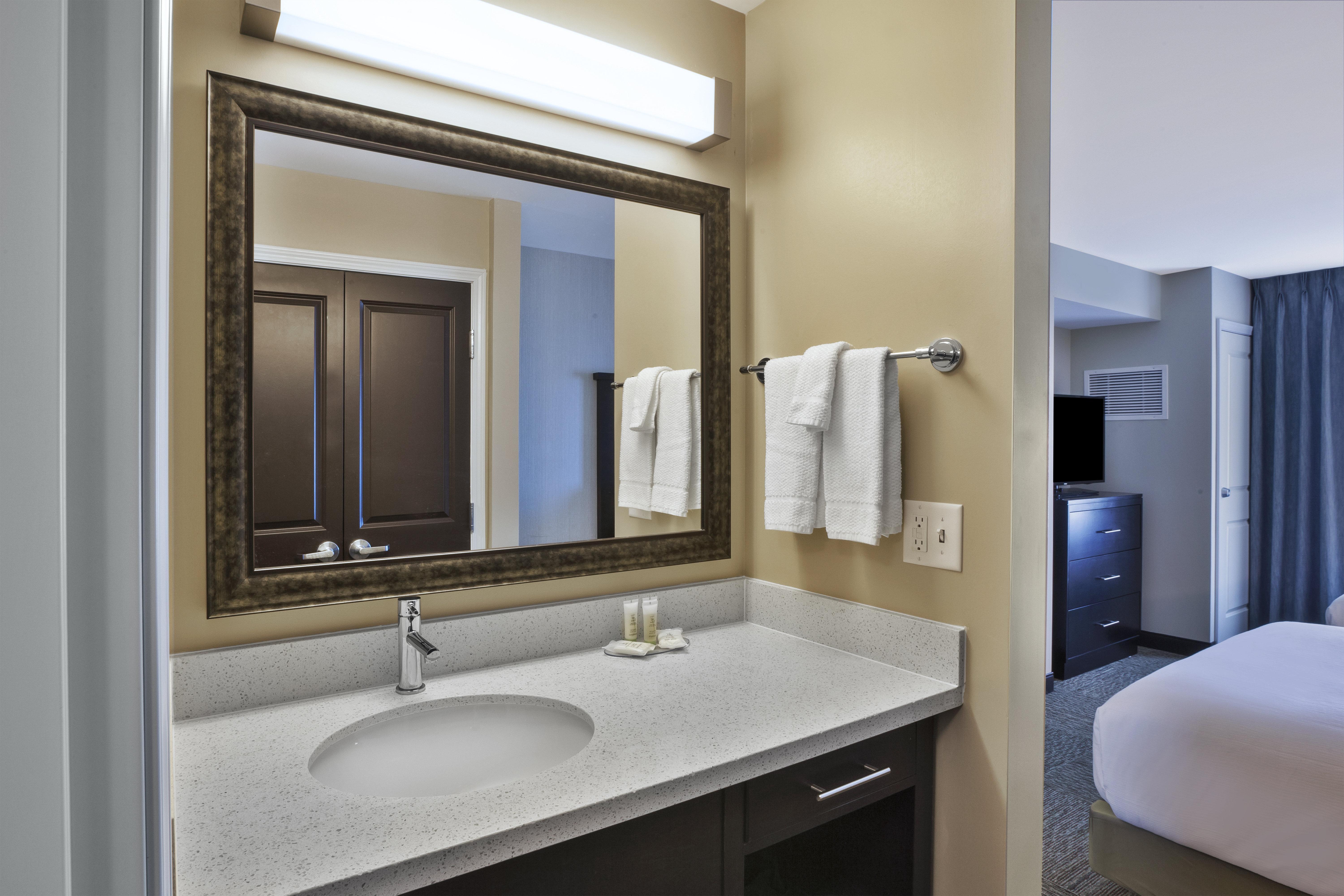 Staybridge Suites - Benton Harbor-St. Joseph By Ihg Εξωτερικό φωτογραφία